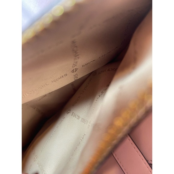 Michael Kors, jet set double zip wristlet. - Picture 7 of 10